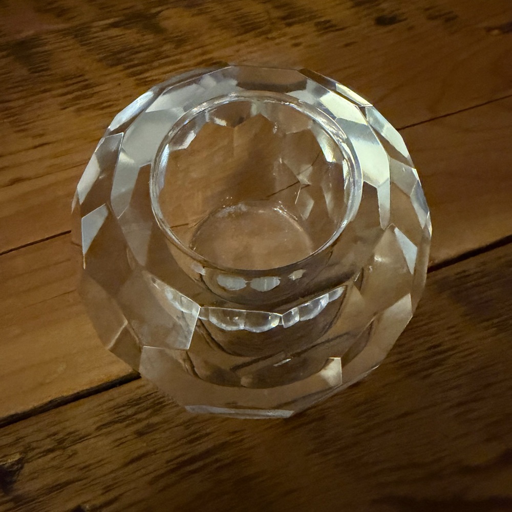 Beautiful Vintage Faceted Crystal Candle Holder - Picture 2 of 8
